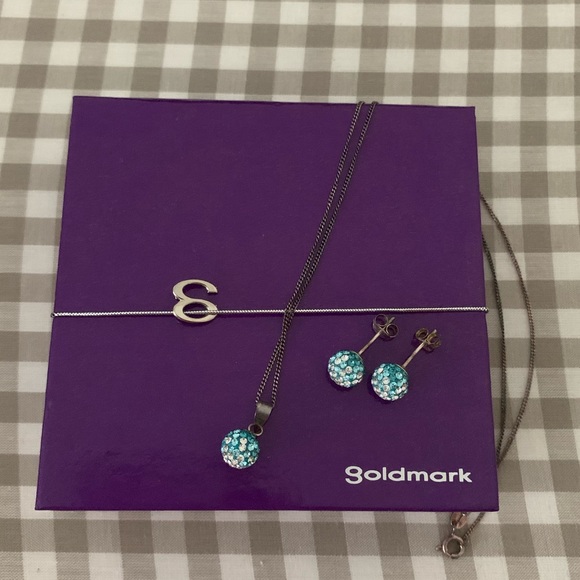 ✨Host Pick✨ Goldmark Blue & Silver Earrings & Necklace Set - Picture 2 of 4